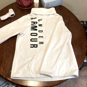 Lg. White Under Armour sweat shirt.